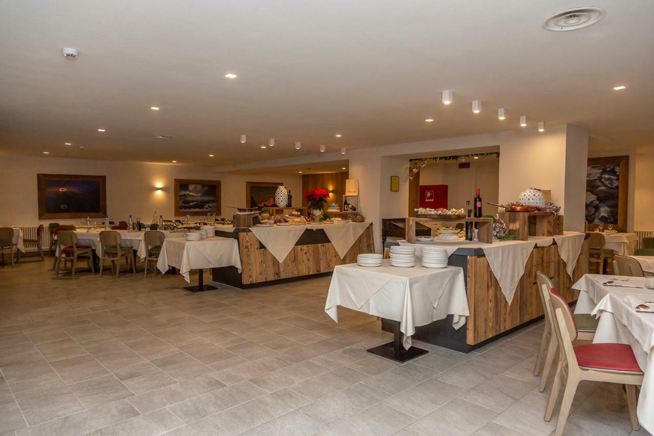 Hotel Petit Palais Breuil-Cervinia Εξωτερικό φωτογραφία